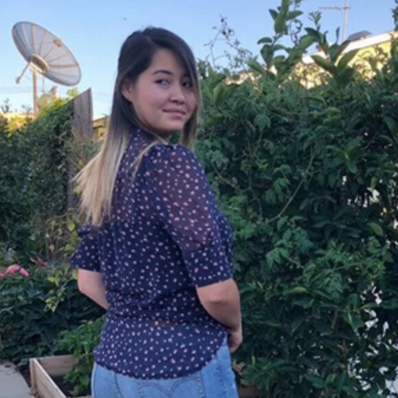 80s Flirty flower button up blouse - Picture 3 of 3